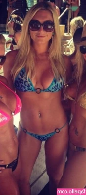 Brooke Hogan [ brooke-hogan ] - Learning new ways I like to be touched is very fun 😵‍💫
