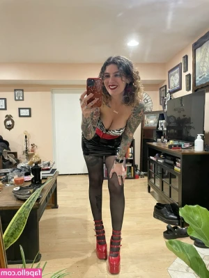 emmmy - Excuse my lack of posting, been feeling like crap ❤️