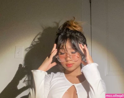 Gabi Shu [ gabi-shu ] - Suck on my titties!