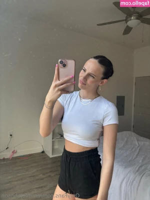 emmiejohnson - Go check your messages  I was so horny all alone  I started touching