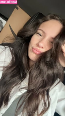 emmiejohnson - Wanna and worship really dirty feet  You have got an opportunity now