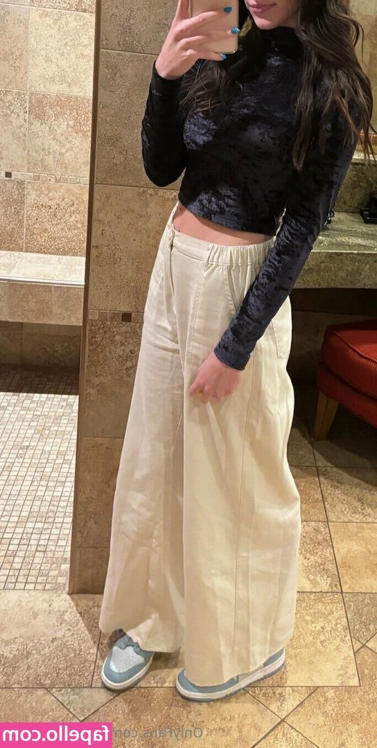 emmiejohnson - This is a picture from the last time I went to a studio where I could