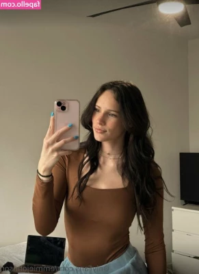 emmiejohnson - VIDEO: My new favorite outfit!!!! its so freaking cute!!!!