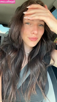 emmiejohnson - Just woke up and my cock looks GREAT!