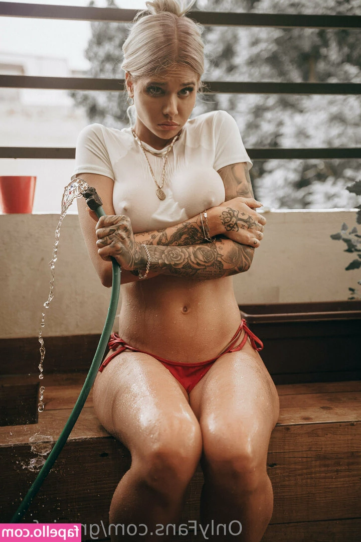 greciafree - These feet are soft and angelic and smell like lavender