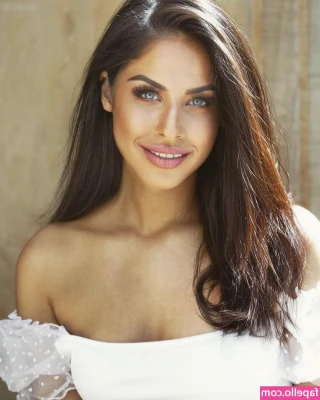 Negah Amiri [ negah-amiri ] - I have something very exciting to share with you guys… my first