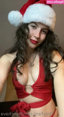 Frenchava - Just stopping by to brighten up your week
