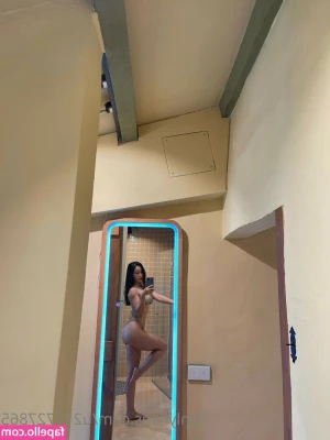 Hot Emma [ hot-emma ] - Need some jerk off instructions? Look no further, cum enjoy 😉💦