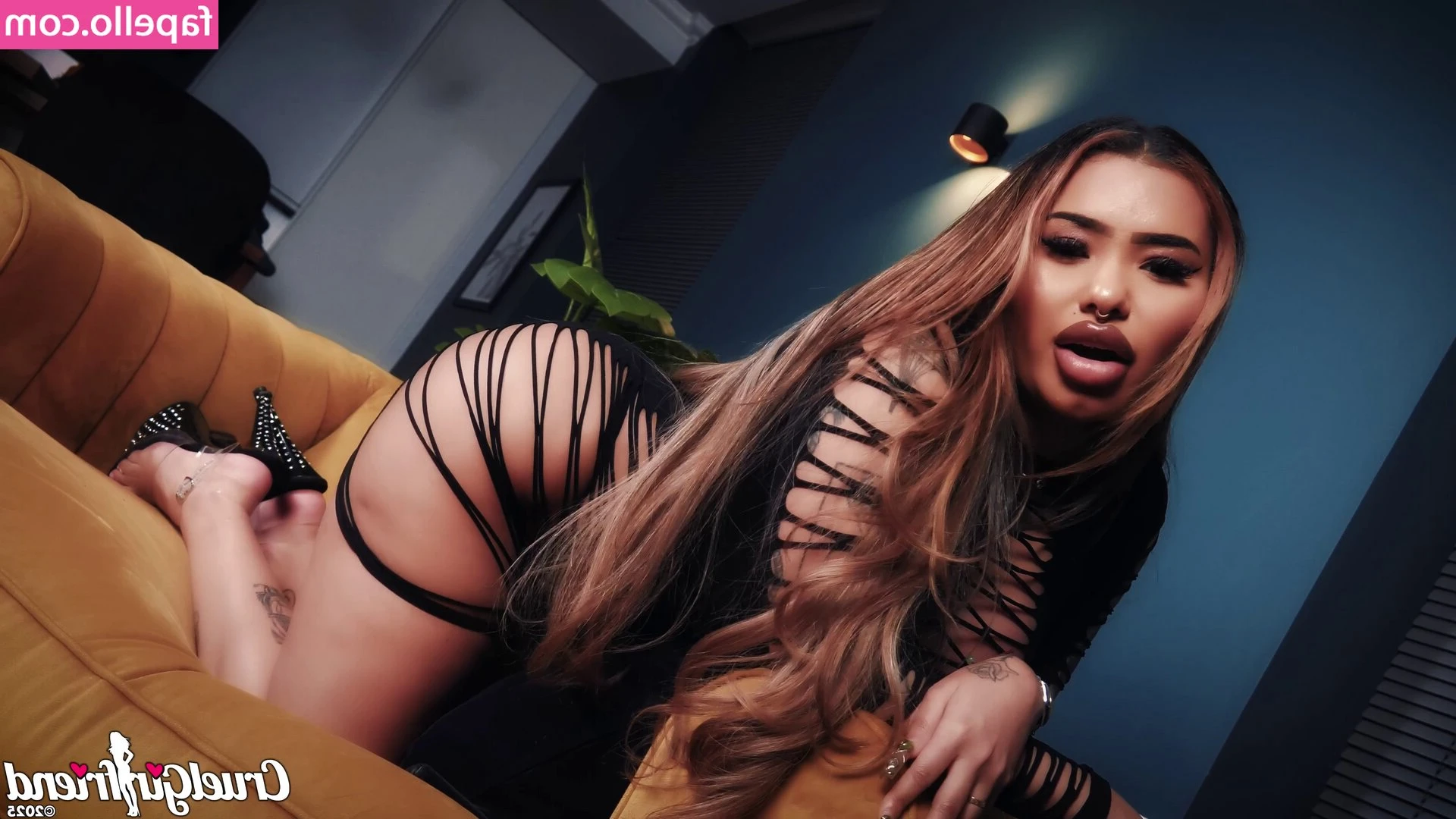 blackrussianchick - Hit me up if you wanna have some fun right now 😈😈😈