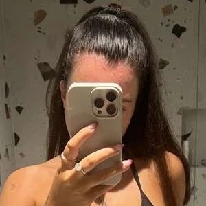Veronika Mescudi