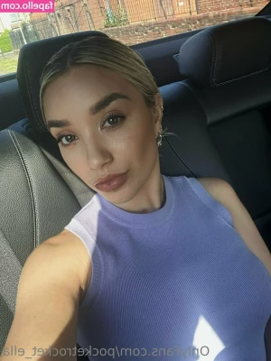 pocketrocket_ella [ pocketrocket-ella ] - Play with me