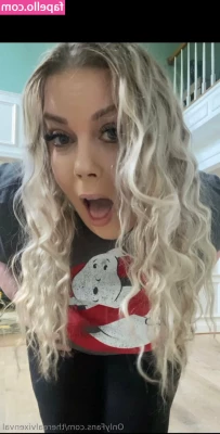 therealvixenval - On my knees for you daddy