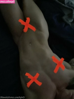 lizanne1995 - Anyone els Horny as hell today?