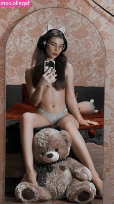 Steklova Eseniia [ steklova-eseniia ] - POV: you tell me to sit on your lap, here is your view 😋