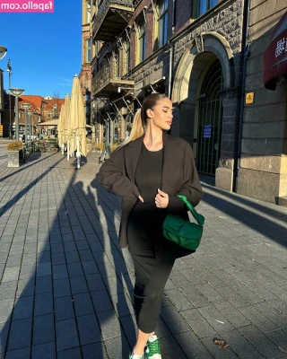 Elisa Berami [ elisa-berami ] - Thank you for being here with me 😘
