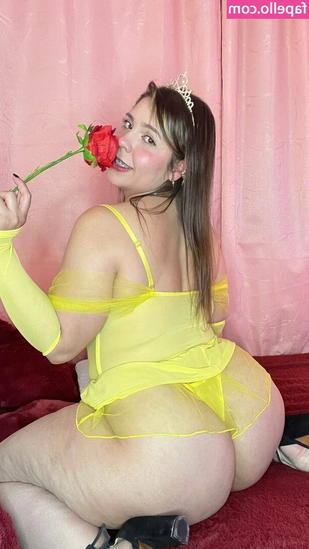 karolwhitee [ karolwhitee-1 ] - I
