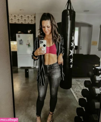 amandajiujitsu_ [ amandajiujitsu ] - If you’re a reoccurring subscriber... did you enjoy my tanning