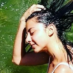 Manuela Velez