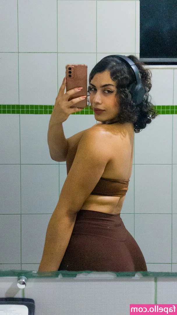 Adora [ adora-1 ] - last night’s gym gear