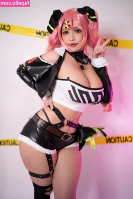 Hana Bunny [ hana-bunny-1 ] - Titties out on location
