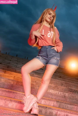 Soa Lianna [ soa-lianna-1 ] - Mesmerized by my voice 🌀🌀🌀