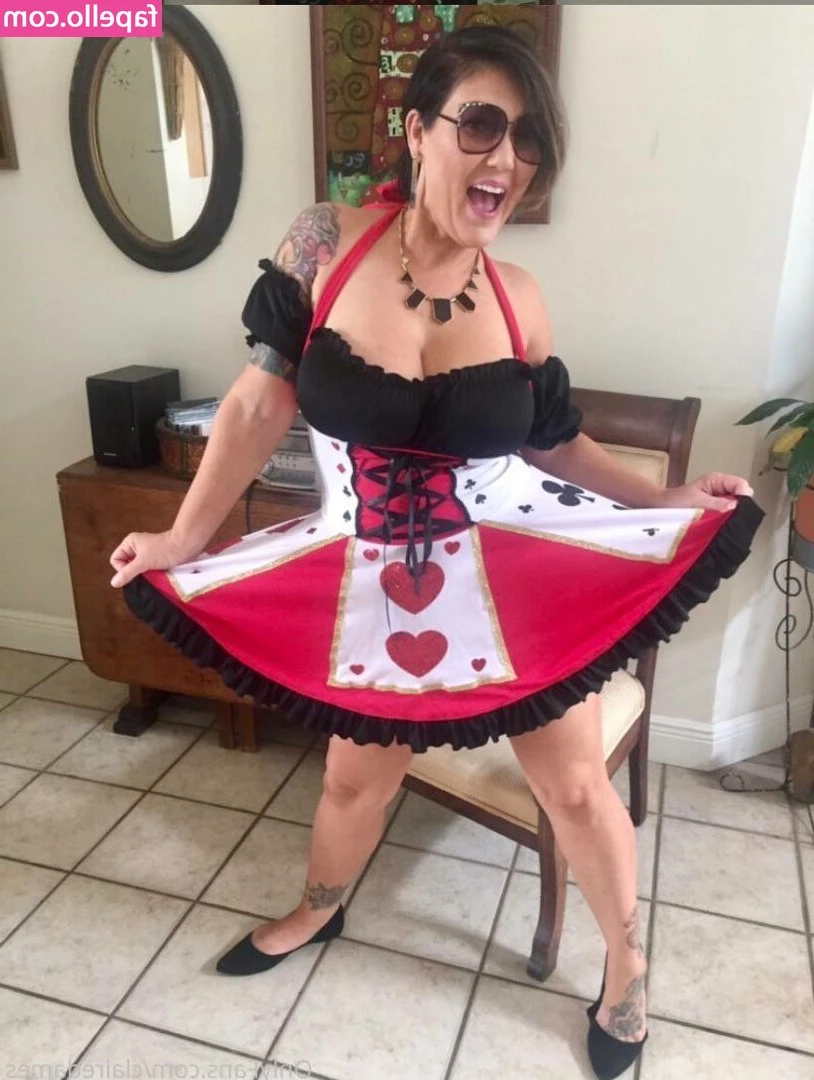 Claire Dames [ claire-dames ] - #dessousduX The erotica fair