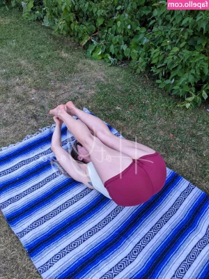 hot-yoga - Peachy. @callmeluckyanne