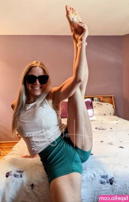 hot-yoga - Watch me suck and then fuck him cowgirl and the he finishes me off