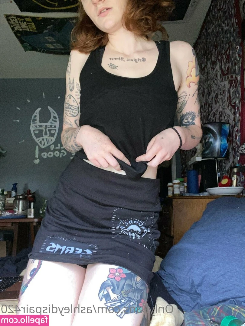 Ashleyjacktabs - Ya'll have a short little prostate milking, blowjob, and a lot of me