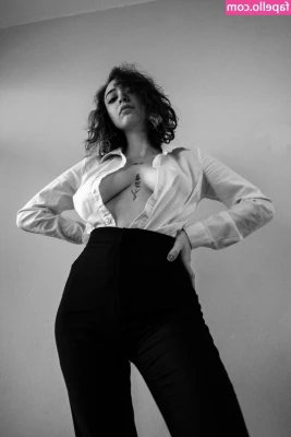 Ezgi Temel [ ezgi-temel ] - The perfect view 😈