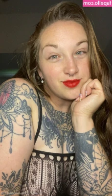 whooty2166 - New weekly in dms! Twerking and handbra for the fans!
