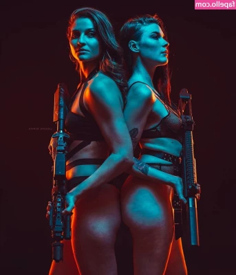 Girls With Guns [ girls-with-guns-1 ] - im in lonon 18th - 21st october