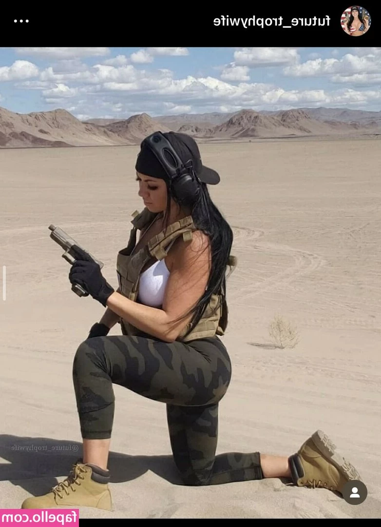 Girls With Guns [ girls-with-guns-1 ] - 🍒🍆For more&longer videos with me or girl/girl content you