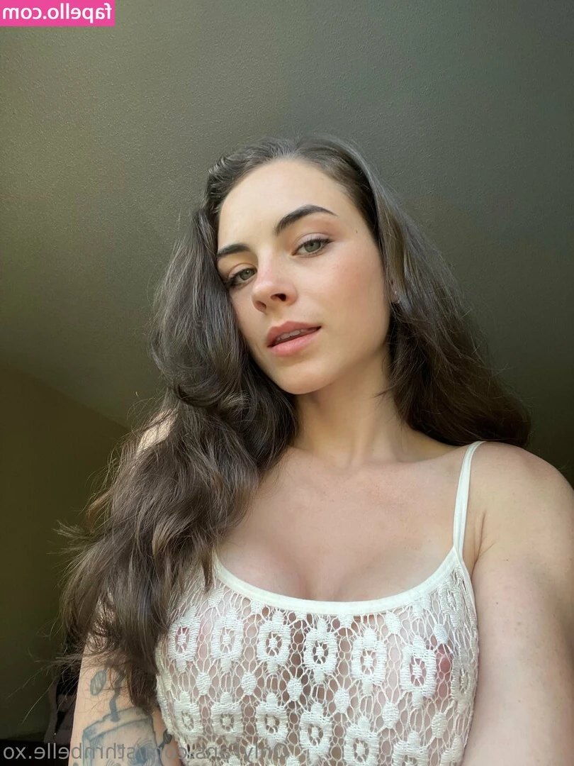 Chloebellexo [ chloebellexo-2 ] - Fluffy 🤗