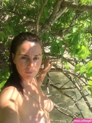 Jill Halfpenny [ jill-halfpenny ] - Panties or no panties ? 🤔