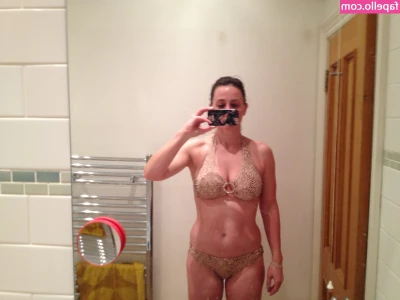 Jill Halfpenny [ jill-halfpenny ] - Cheeky