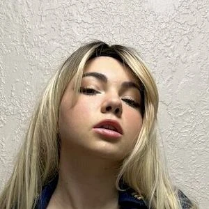 adele_rose
