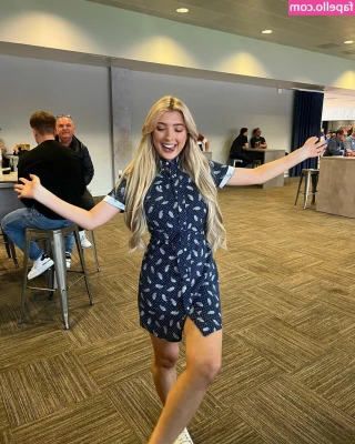 Katie Owen [ katie-owen ] - 2/3 with @misiooo 🥵🥵🥵  Well... at least some part of this