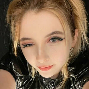 stormyyyangel