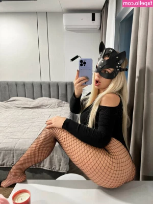 Anna Kostenko [ anna-kostenko ] - Hello  my darlings    How do you like my style today  Black is always