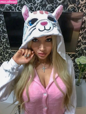 Anna Kostenko [ anna-kostenko ] - Carla la PRIGIONIERA  Una chicca per te  un audio racconto insieme a