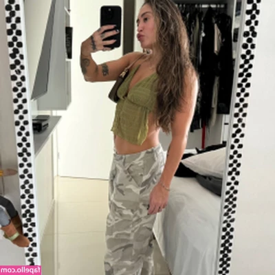 Amy Reis [ amy-reis ] - When I was just a little girl, I started taking ballet classes. My
