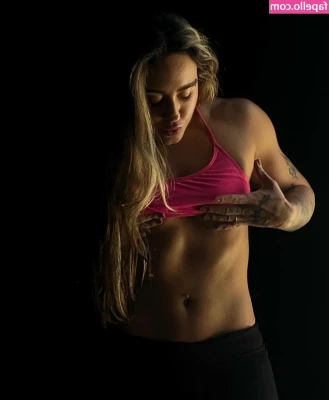 Amy Reis [ amy-reis ] - 🤭😈I would love for you to make me yours in the bathroom,