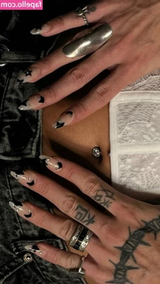 Amy Reis [ amy-reis ] - Who s gonna lick it