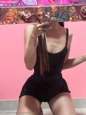 _nickyshy [ nickyshy ] - Found these vids scrolling through my camera roll this afternoon and