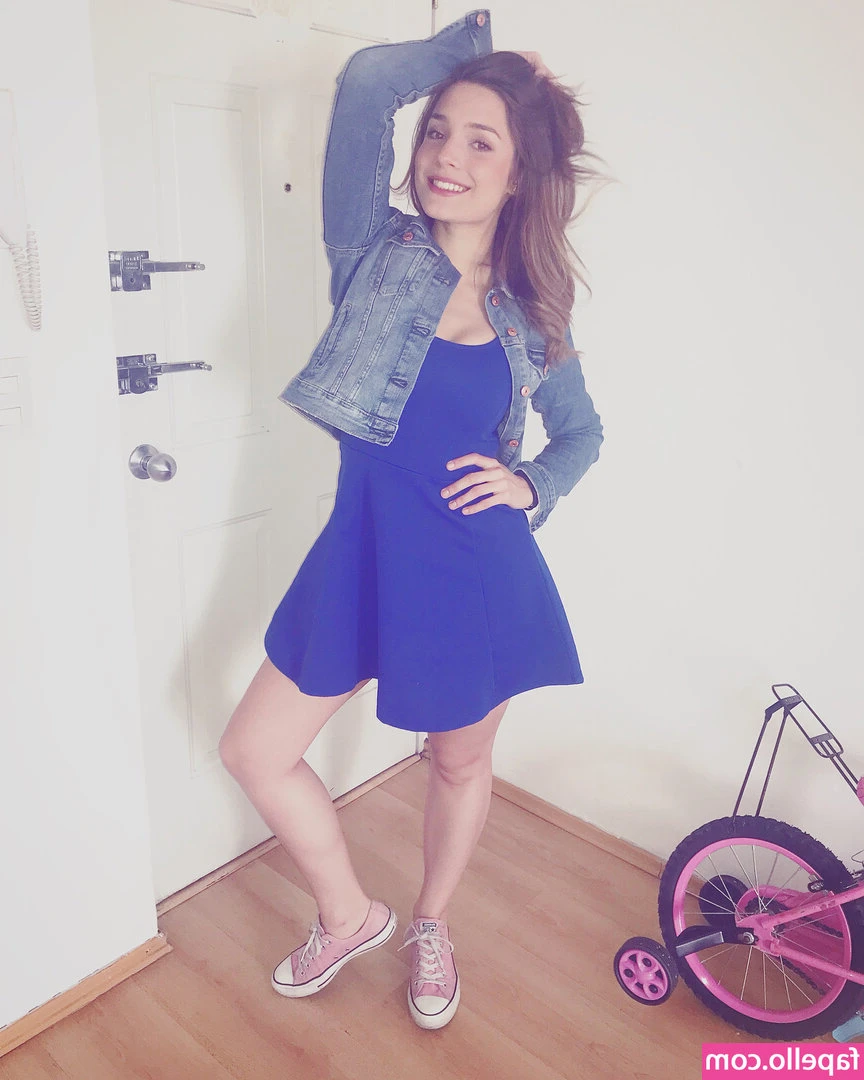 Vanessa Silva Sperka [ vanessa-silva-sperka ] - Morning 😇 Wish you an amazing week guys!