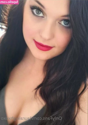 lauraleighxoxo - Shiny corset and matching pants with red lip collection
