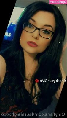lauraleighxoxo - Stream started at 03/31/2020 08:55 pm https://onlyfans.com/tinderguy