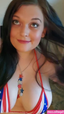 lauraleighxoxo - Horny and bored, dm me😈💦