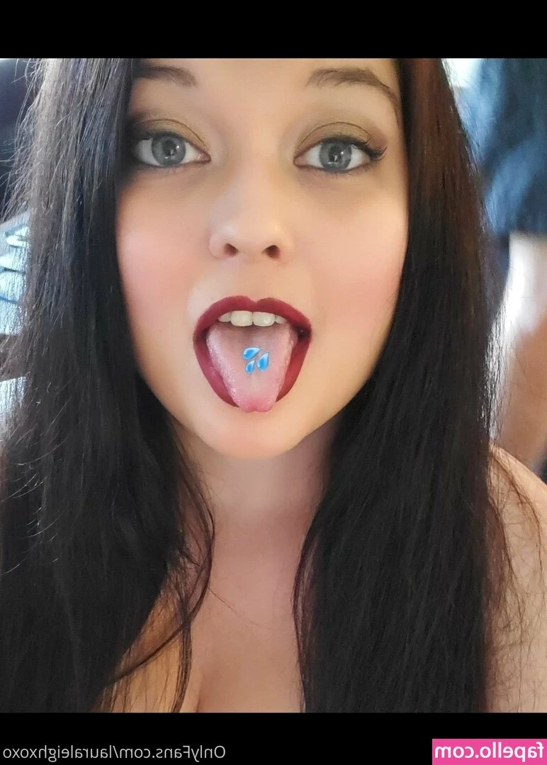 lauraleighxoxo - My new latex outfits came  All simp funded  A skirt  top and thong 